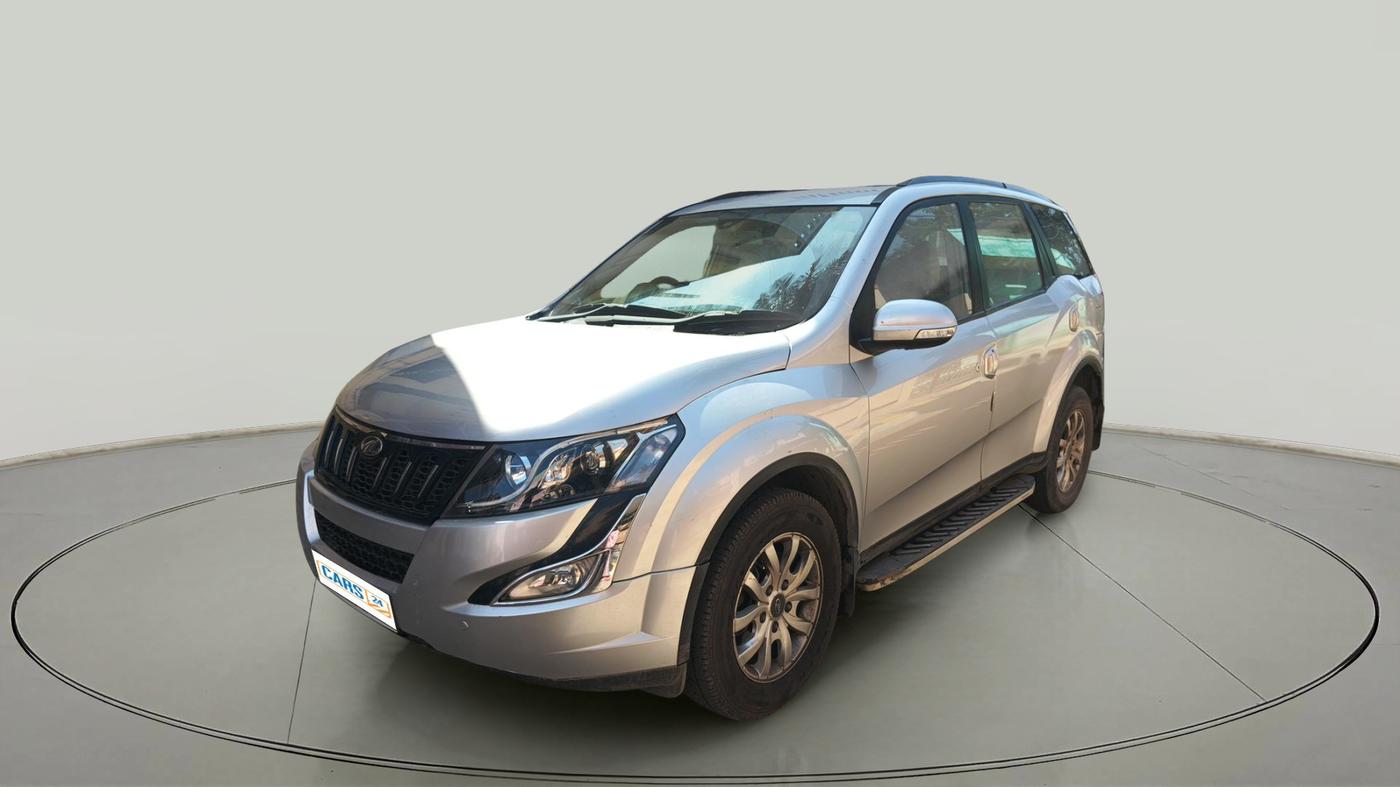 2016 Mahindra XUV500 W8 AT, Diesel, Automatic, 62,838 km, exterior