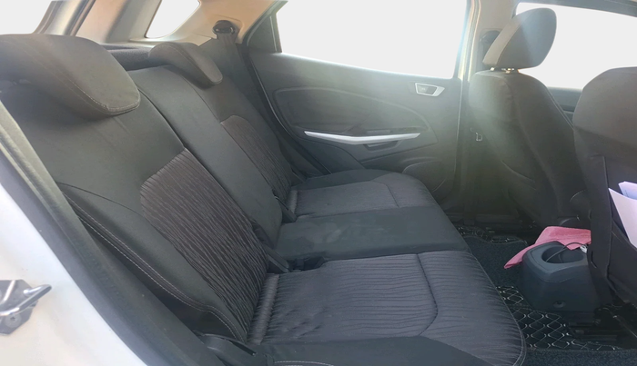 2016 Ford Ecosport TITANIUM 1.5L DIESEL, Diesel, Manual, 1,37,657 km, interior