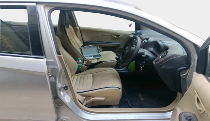 2013 Honda Amaze 1.2L I-VTEC S, Petrol, Manual, 1,26,351 km, interior