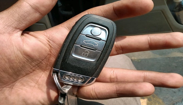 2011 Audi A4 2.0 TDI, Diesel, Automatic, 1,01,461 km, interior