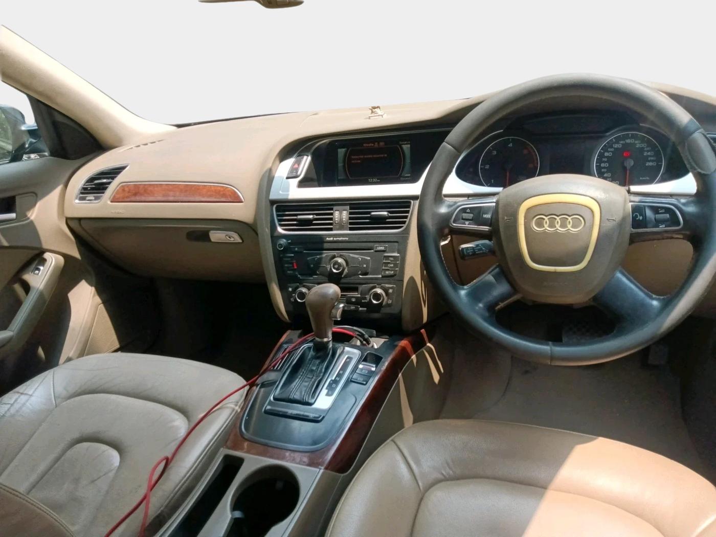 2011 Audi A4 2.0 TDI, Diesel, Automatic, 1,01,461 km, interior
