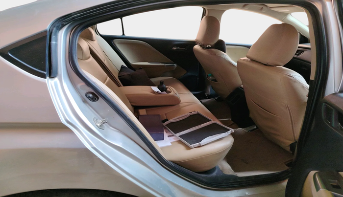 2014 Honda City 1.5L I-VTEC V MT, Petrol, Manual, 1,11,683 km, interior