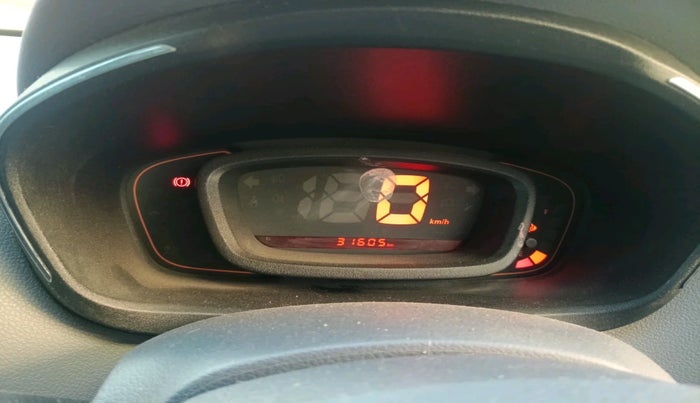 2016 Renault Kwid RXT 0.8, Petrol, Manual, 31,605 km, interior