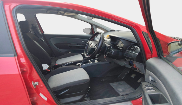 2014 Fiat Grand Punto EMOTION PACK 1.3, Diesel, Manual, 1,41,144 km, interior