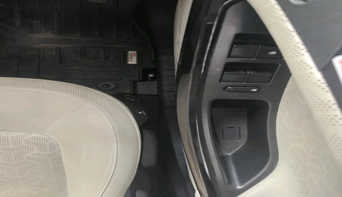 2023 Tata NEXON XZA PLUS DIESEL, Diesel, Automatic, 28,219 km, interior