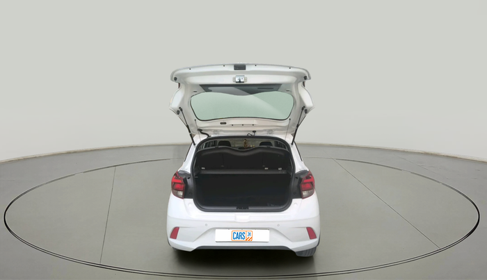 2025 Hyundai GRAND I10 NIOS ASTA AMT 1.2 KAPPA VTVT, Petrol, Automatic, 4,848 km, exterior