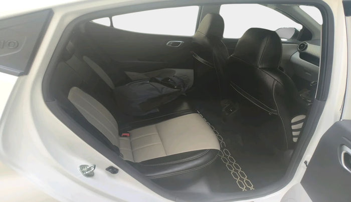 2025 Hyundai GRAND I10 NIOS ASTA AMT 1.2 KAPPA VTVT, Petrol, Automatic, 4,848 km, interior