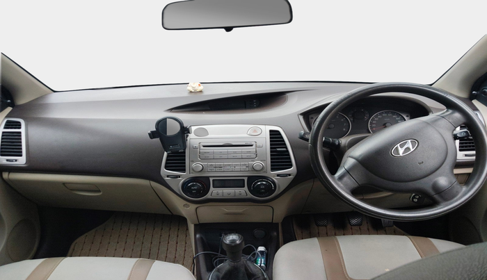 2010 Hyundai i20 MAGNA 1.2, Petrol, Manual, 67,300 km, interior