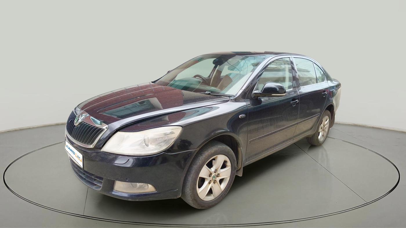 2011 Skoda Laura L&K 2.0 TDI AT, Diesel, Automatic, 2,51,901 km, exterior