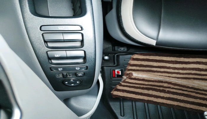 2022 Hyundai GRAND I10 NIOS SPORTZ 1.2 KAPPA VTVT, Petrol, Manual, 17,256 km, interior