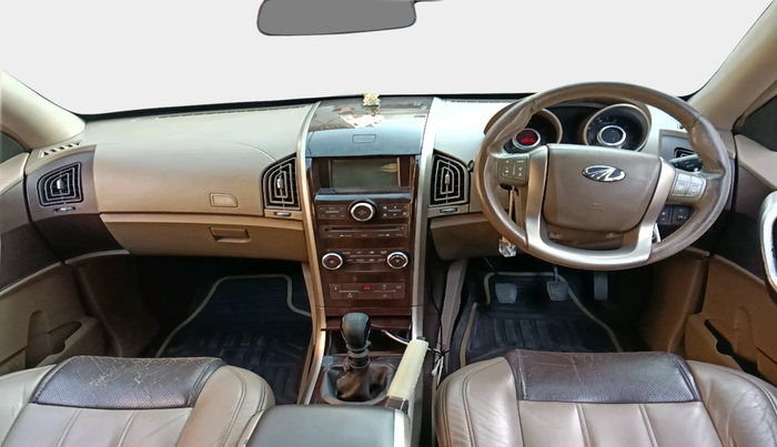 2013 Mahindra XUV500 W8, Diesel, Manual, 1,09,636 km, interior