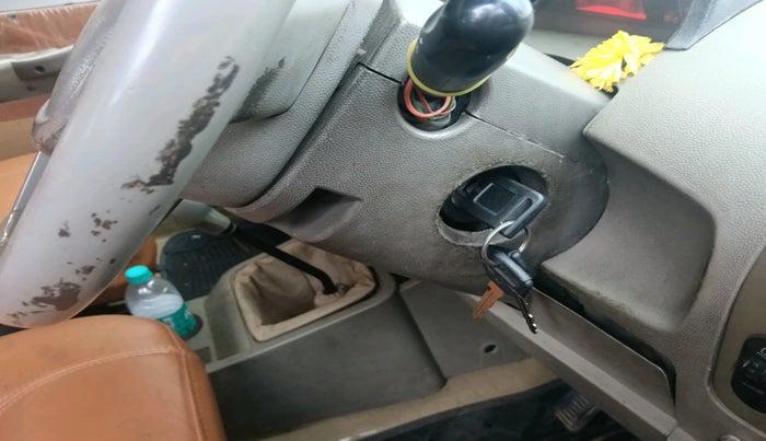 2012 Mahindra Bolero SLE BS-III, Diesel, Manual, 1,13,992 km, interior