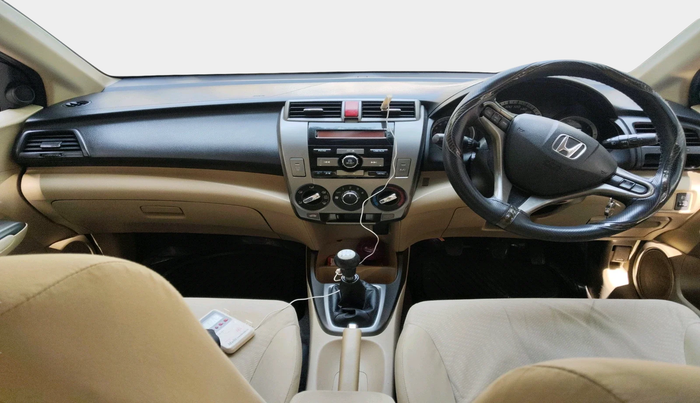 2013 Honda City 1.5L I-VTEC V MT, Petrol, Manual, 1,00,988 km, interior