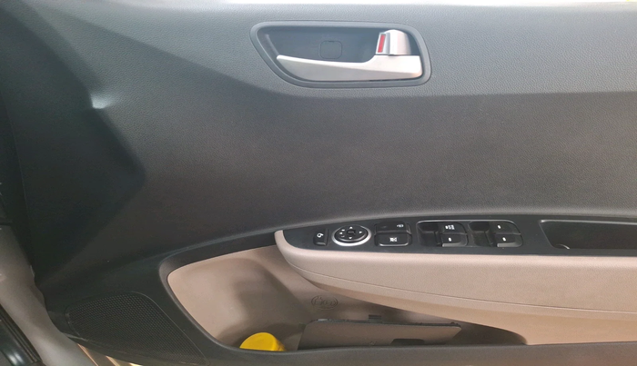 2014 Hyundai Grand i10 SPORTZ 1.2 KAPPA VTVT, Petrol, Manual, 51,763 km, interior