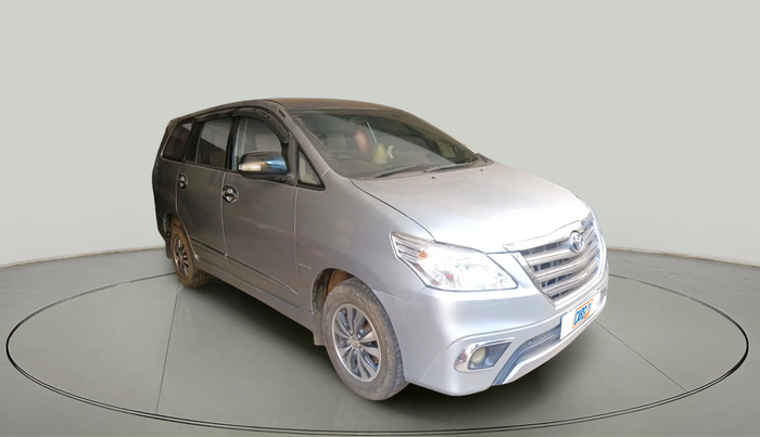 2015 Toyota Innova 2.5 VX 7 STR, Diesel, Manual, 1,10,152 km, exterior