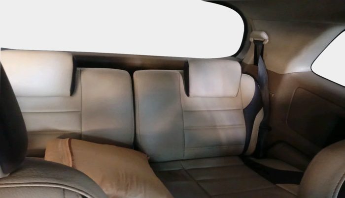 2015 Toyota Innova 2.5 VX 7 STR, Diesel, Manual, 1,10,152 km, interior