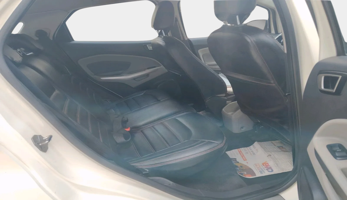 2014 Ford Ecosport TITANIUM 1.0L ECOBOOST, Petrol, Manual, 1,32,980 km, interior