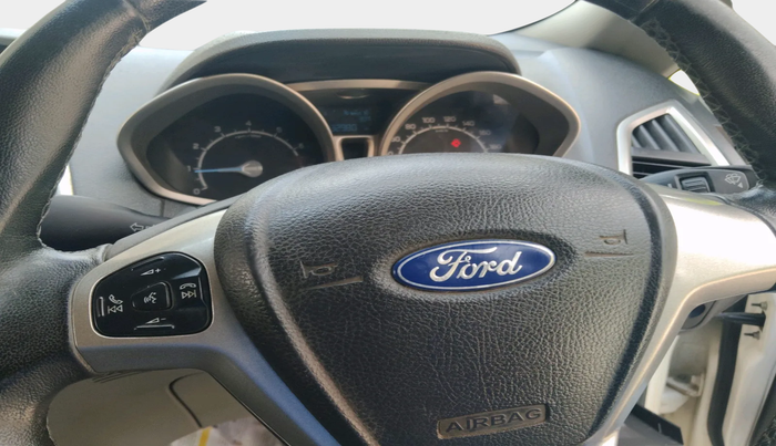 2014 Ford Ecosport TITANIUM 1.0L ECOBOOST, Petrol, Manual, 1,32,980 km, interior
