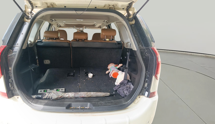 2019 Mahindra XUV500 W11 AT, Diesel, Automatic, 1,08,000 km, exterior