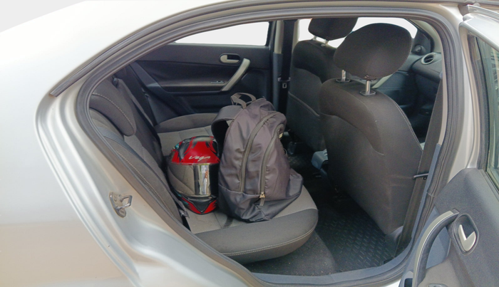 2011 Ford Fiesta Classic CLXI 1.4 DIESEL, Diesel, Manual, 1,35,845 km, interior