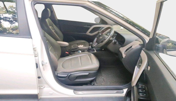 2016 Hyundai Creta SX PLUS 1.6 PETROL, Petrol, Manual, 55,693 km, interior