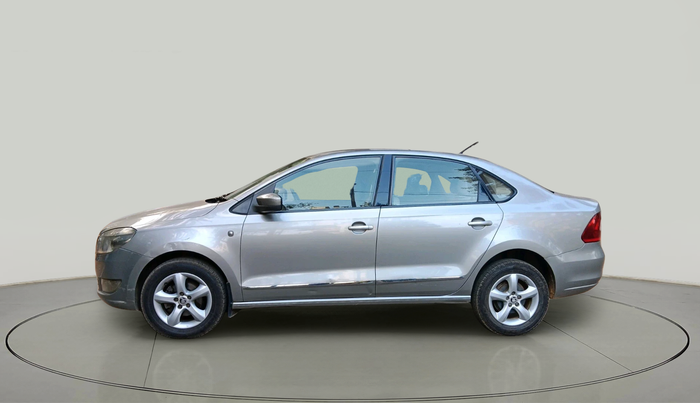 2014 Skoda Rapid ELEGANCE 1.6 TDI CR MT, Diesel, Manual, 1,79,309 km, exterior