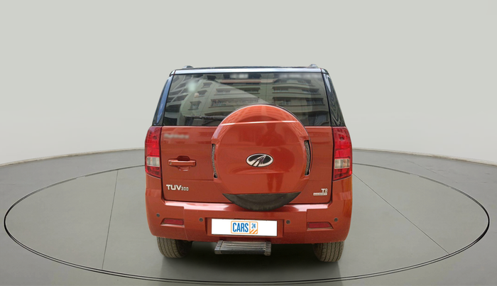 2017 Mahindra TUV300 T8 AMT, Diesel, Automatic, 77,577 km, exterior