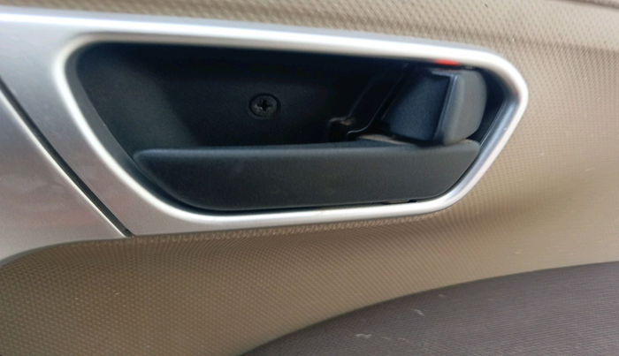 2017 Mahindra TUV300 T8 AMT, Diesel, Automatic, 77,577 km, interior