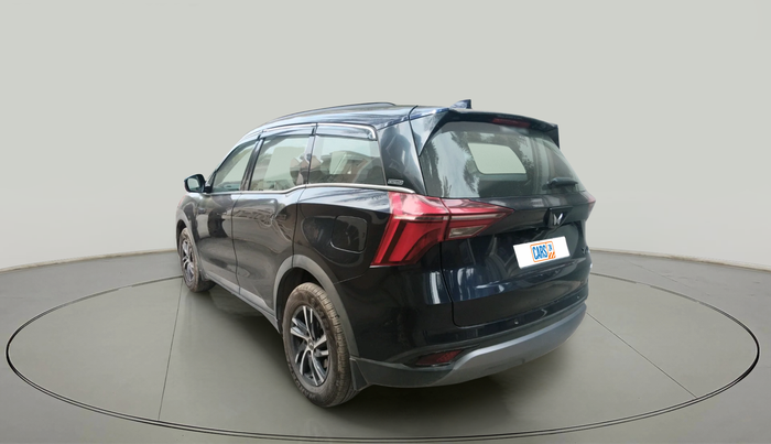 2023 Mahindra XUV700 AX 3 D MT 5 STR (E), Diesel, Manual, 11,038 km, exterior