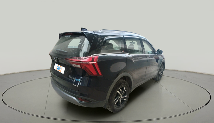 2023 Mahindra XUV700 AX 3 D MT 5 STR (E), Diesel, Manual, 11,038 km, exterior
