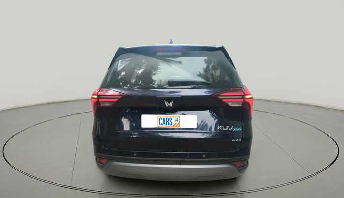 2023 Mahindra XUV700 AX 3 D MT 5 STR (E), Diesel, Manual, 11,038 km, exterior