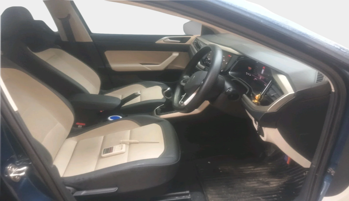 2023 Volkswagen VIRTUS TOPLINE TSI 1.0 MT, Petrol, Manual, 14,689 km, interior