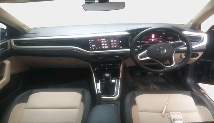 2023 Volkswagen VIRTUS TOPLINE TSI 1.0 MT, Petrol, Manual, 14,689 km, interior