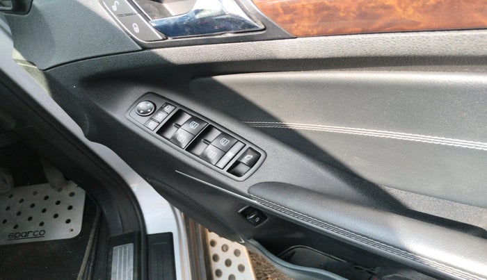 2012 Mercedes Benz GL Class 350 CDI Blue EFFICIENCY, Diesel, Automatic, 77,841 km, interior