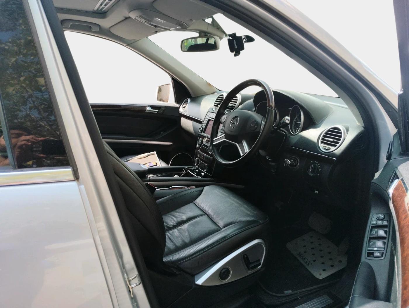 2012 Mercedes Benz GL Class 350 CDI Blue EFFICIENCY, Diesel, Automatic, 77,841 km, interior