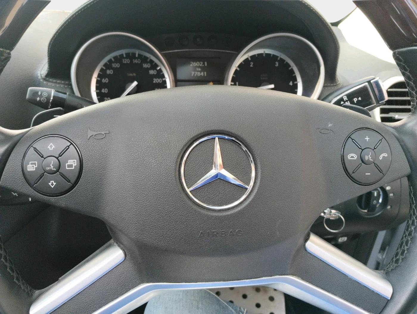 2012 Mercedes Benz GL Class 350 CDI Blue EFFICIENCY, Diesel, Automatic, 77,841 km, interior