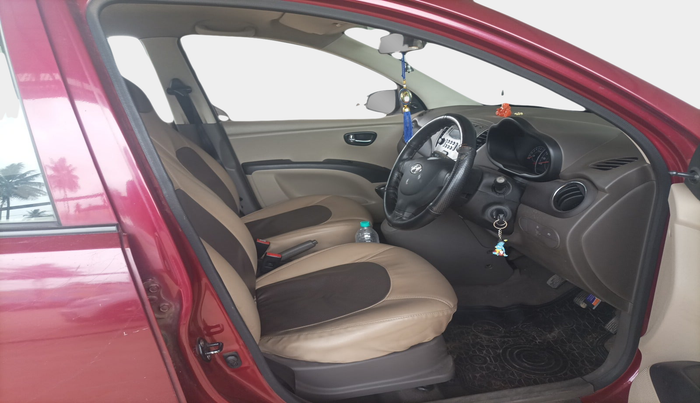 2014 Hyundai i10 SPORTZ 1.1, Petrol, Manual, 43,440 km, interior