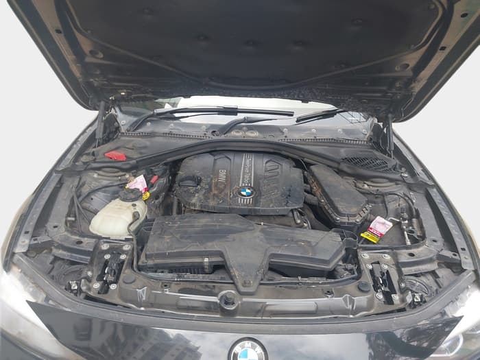 2013 BMW 3 Series 320d, Diesel, Automatic, 68,151 km, exterior