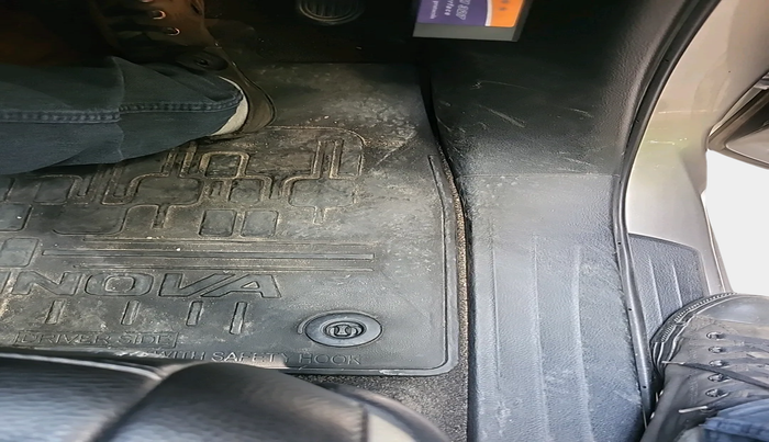 2016 Toyota Innova Crysta 2.8 GX AT 7 STR, Diesel, Automatic, 86,238 km, interior