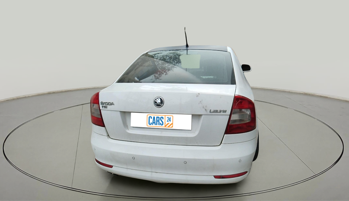 2010 Skoda Laura AMBITION 1.8 TSI, Petrol, Manual, 1,01,575 km, exterior