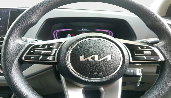 2023 KIA CARENS PRESTIGE 1.5 DIESEL 7 STR, Diesel, Manual, 55,098 km, interior