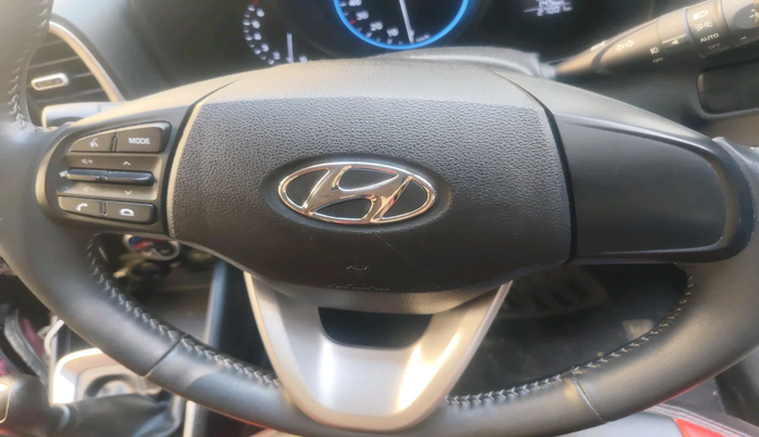 2022 Hyundai VENUE S+ 1.2, Petrol, Manual, 27,001 km, interior