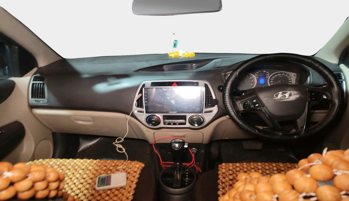 2014 Hyundai i20 SPORTZ 1.4 AT, Petrol, Automatic, 85,649 km, interior