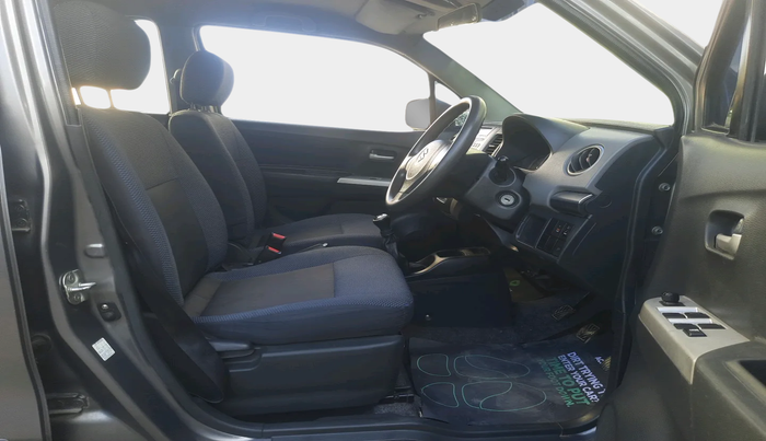 2011 Maruti Wagon R 1.0 VXI, Petrol, Manual, 69,663 km, interior