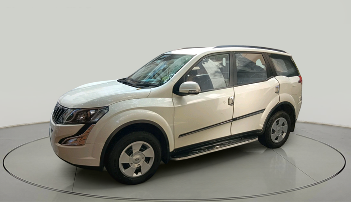 2017 Mahindra XUV500 W6, Diesel, Manual, 95,783 km, exterior