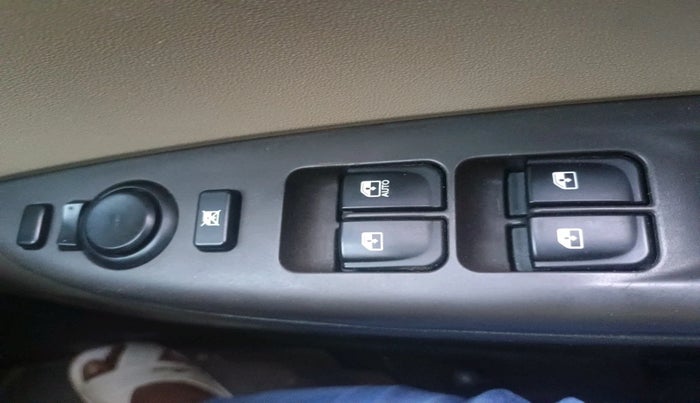 2012 Hyundai i20 SPORTZ 1.2, Petrol, Manual, 1,68,604 km, interior