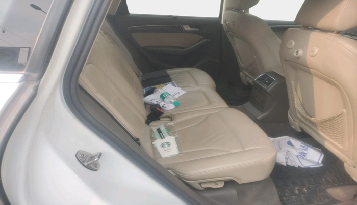 2013 Audi Q5 2.0 TDI QUATTRO, Diesel, Automatic, 99,012 km, interior