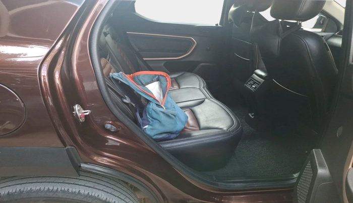 2022 Renault Kiger RXT (O) AMT, Petrol, Automatic, 11,476 km, interior