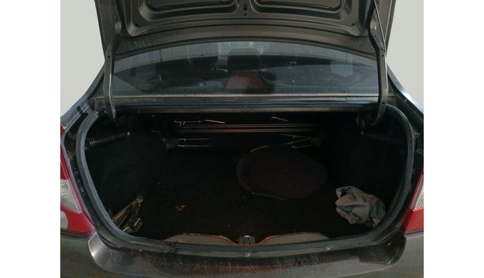 2011 Mahindra Verito 1.5 D4 BS III, Diesel, Manual, 1,45,175 km, exterior