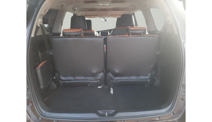 2019 Toyota Innova Crysta 2.4 G 7 STR, Diesel, Manual, 2,07,547 km, exterior